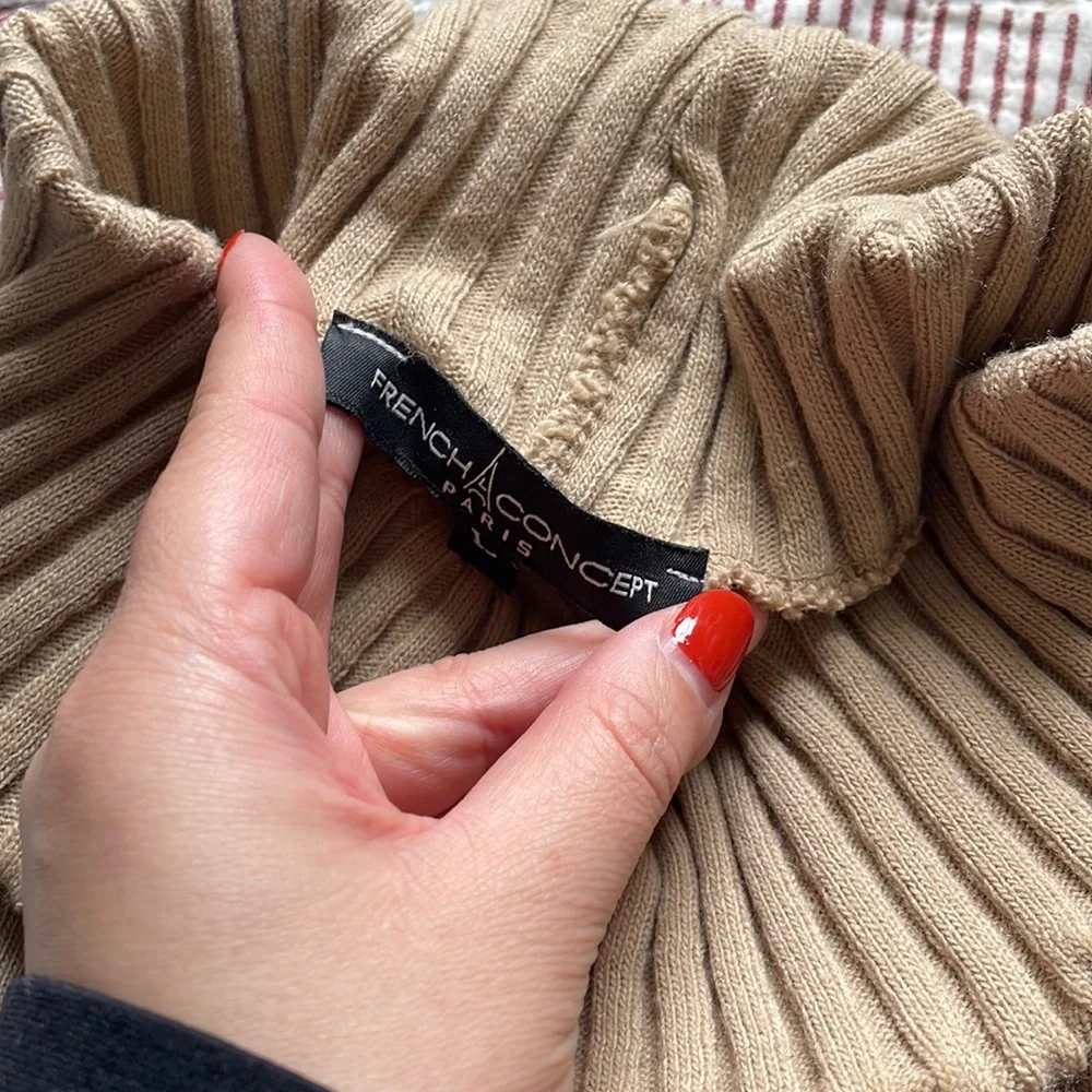 Vintag Euro Off The Shoulder Knit Blouse